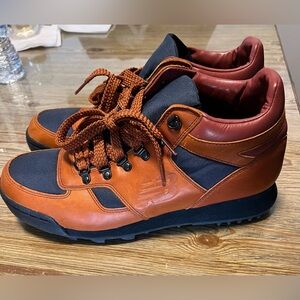 New Balance Rainier Brown Width D URAINOG Boot Sneakers Men's Size 11